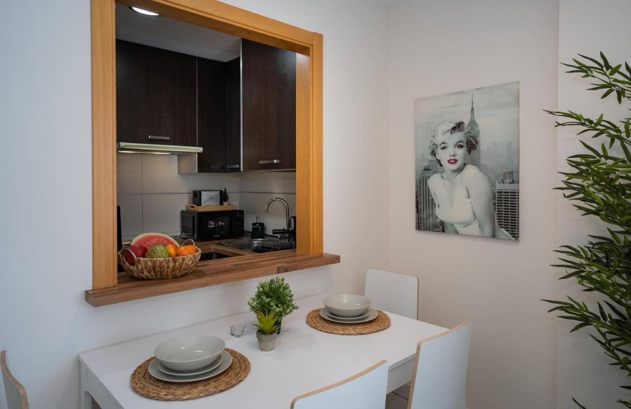 Enjoyme Appartement Málaga Buitenkant foto